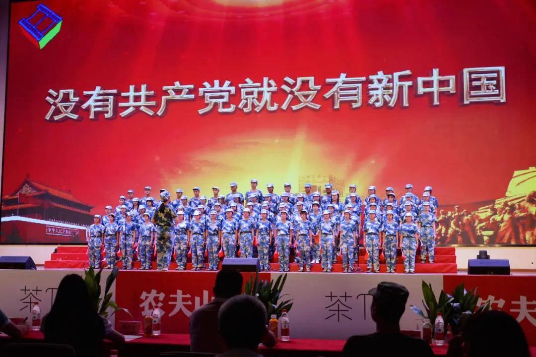 女朋友听她家人的伤害我2次了，第一次把孩子给别人了，第二次和我分开。也见了面了 我该怎么办游戏画面
